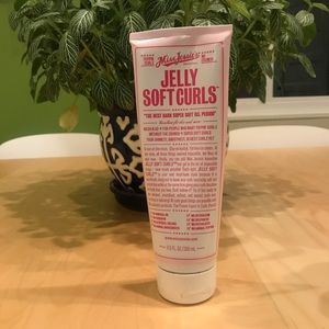 Miss Jessie’s Makeup - Miss Jessie’s Jelly Soft Curls hair gel Miss Jessie’s Makeup - Miss Jessie’s Jelly Soft Curls hair gel